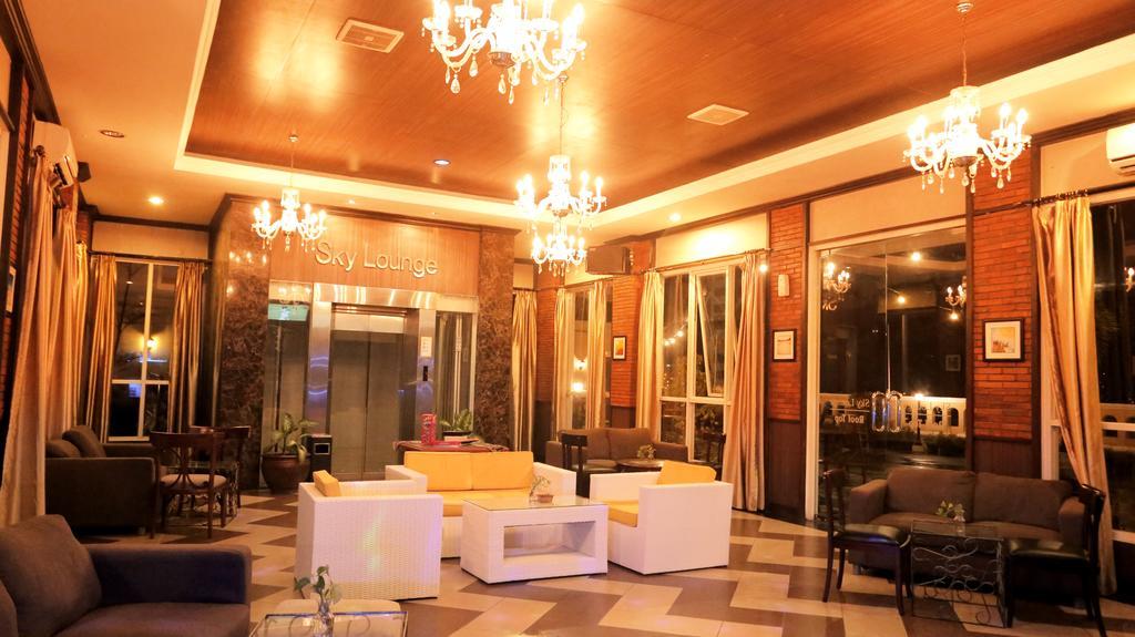 Amarelo Hotel Solo Kültér fotó