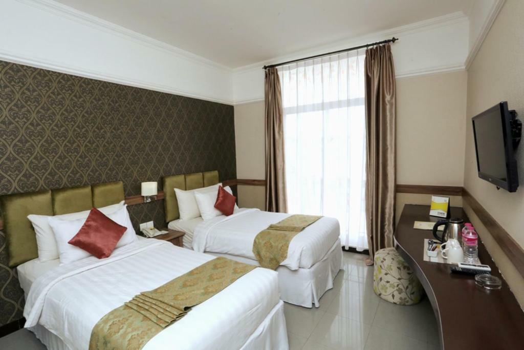 Amarelo Hotel Solo Kültér fotó